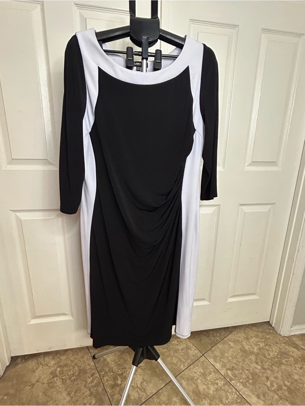 Glamour Black and White 3/4 Sleeve Sheath Dress 18W